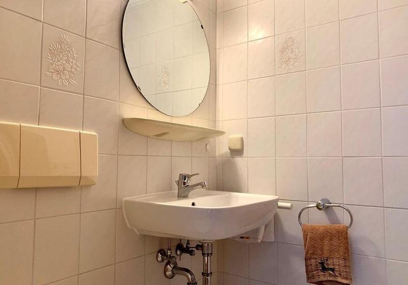 Номер Стандарт с Балконом, Haus Jagerer