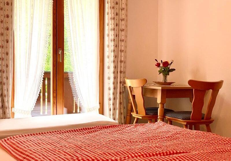 Номер Стандарт с Балконом, Haus Jagerer