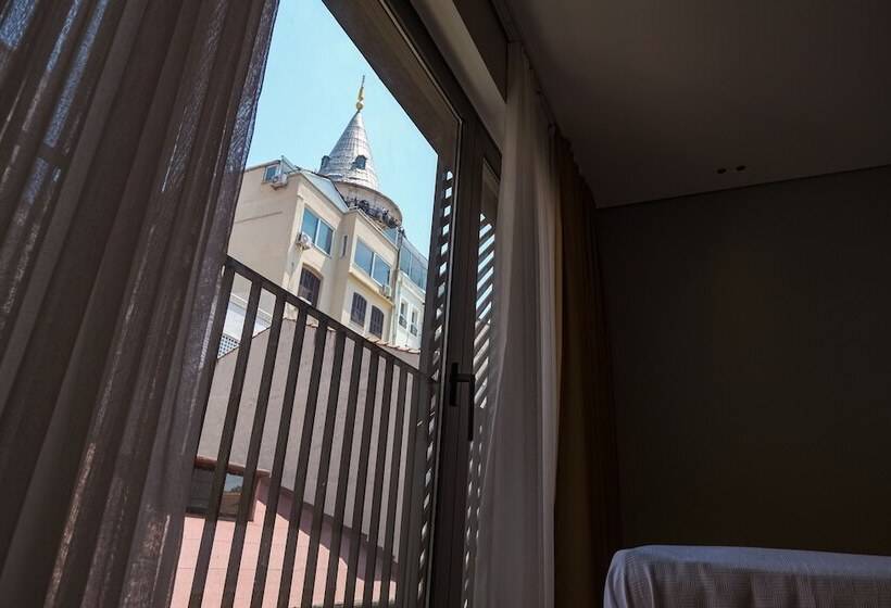 スタンダードルーム, Galata Rasso