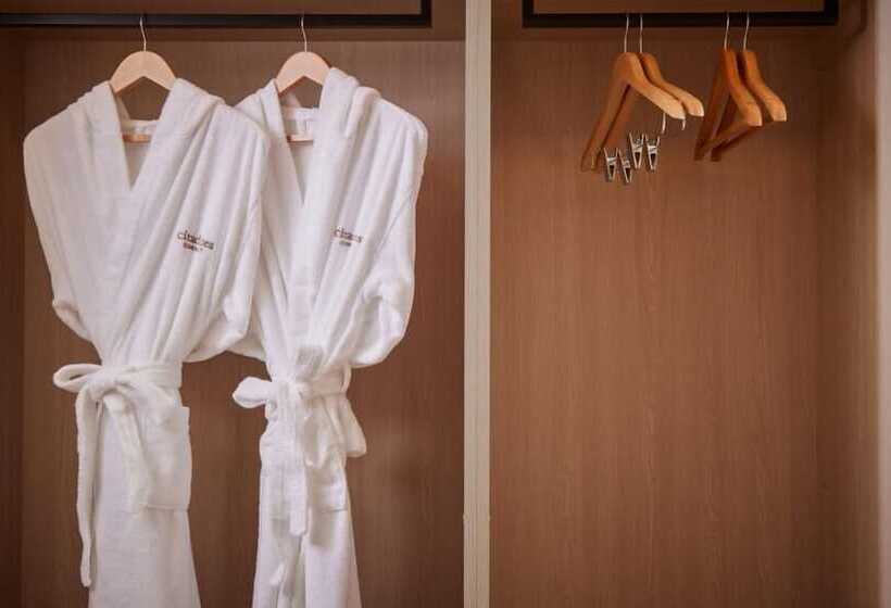 Люкс Премиум, Citadines Connect Hari Busan
