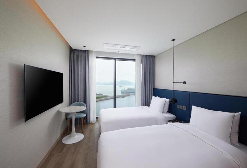 Номер Deluxe Вид на Море, Citadines Connect Hari Busan