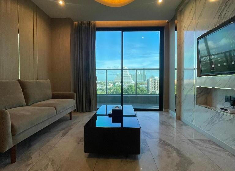 Президентский Люкс, The Tj Hotel Jomtien
