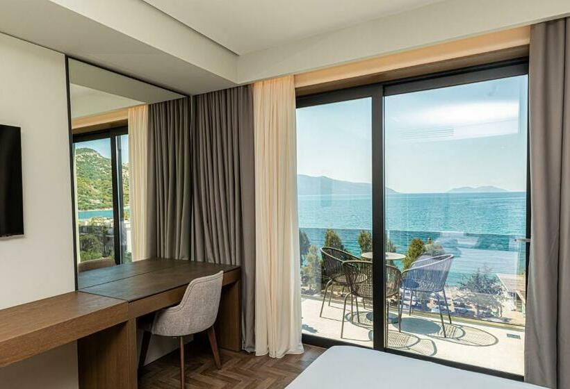 Номер Deluxe Вид на Море, Mazarine Hotel, Vlorë, Albania