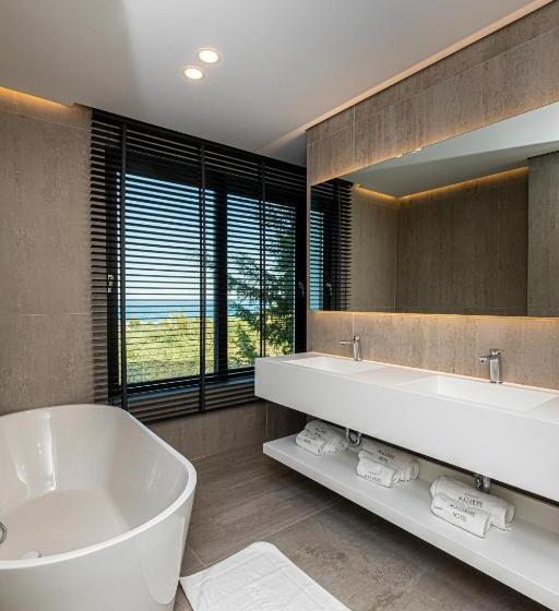 Трехместный Superior Вид на Море, Mazarine Hotel, Vlorë, Albania