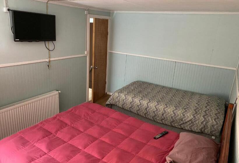 غرفة قياسية ثلاثية حمام مشترك, World S End Hostal