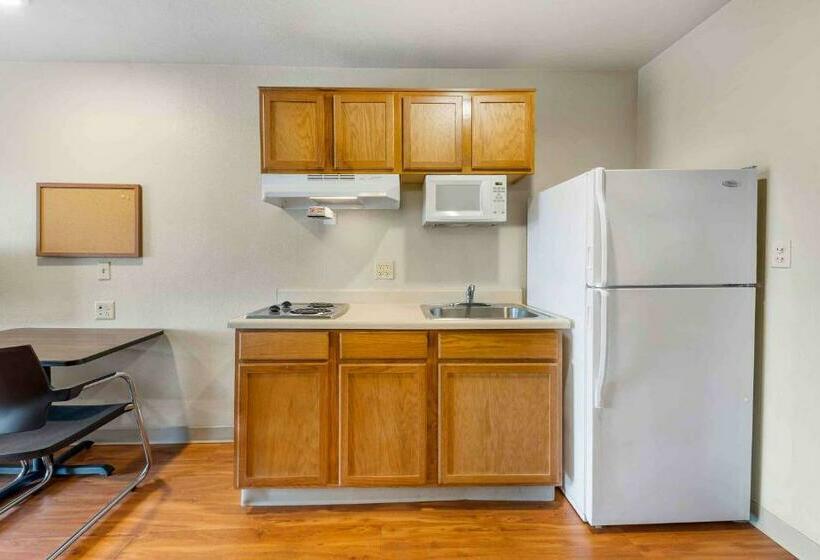 Номер Стандарт, Extended Stay America Select Suites  Oklahoma City  Norman