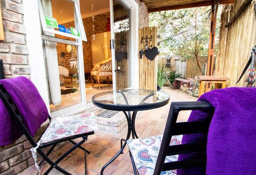 Номер Deluxe Кровать Кинг, Earthbound Guest House