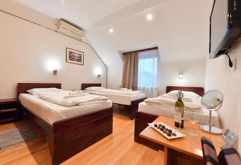 استودیوی استاندارد, Apartments & Accommodation Stojic