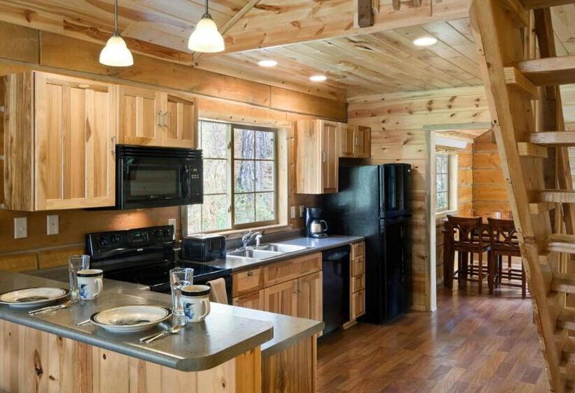 Дом 2 Спальни, Rock Crest Lodge And Cabins
