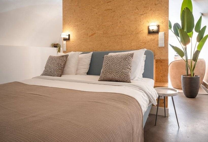 Номер Стандарт, Court Hotel Utrecht City Centre