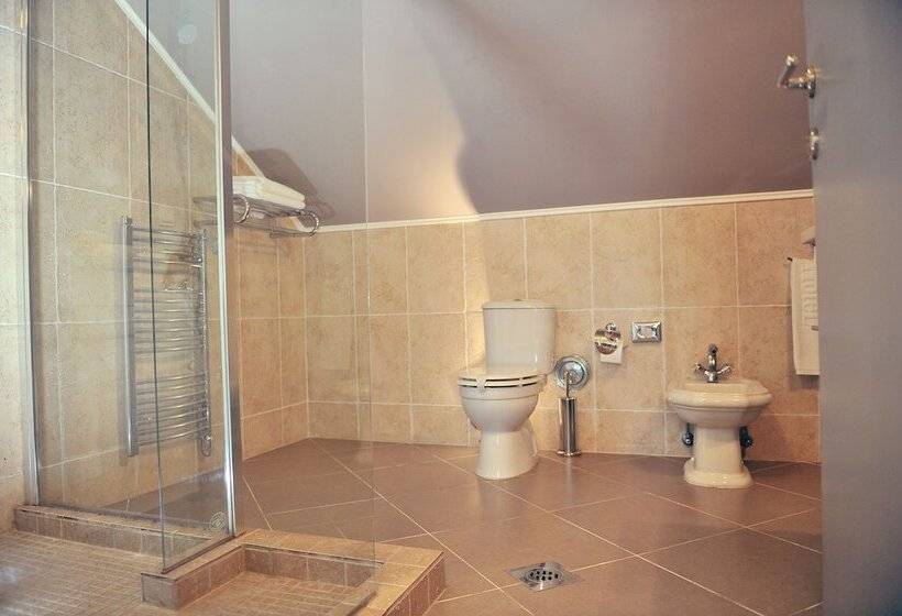 1 Bedroom Penthouse Apartment, Per Astra