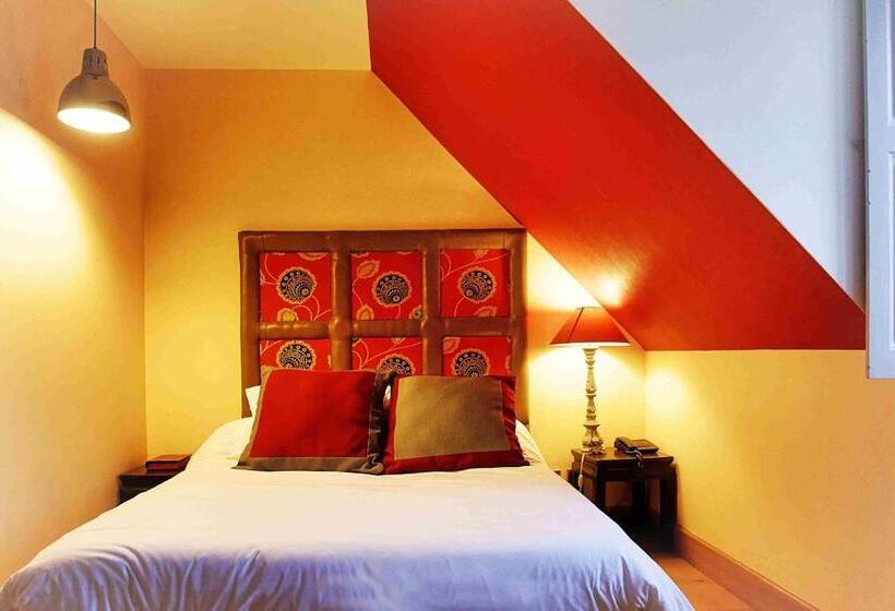اتاق استاندارد, Logis Hôtel Le Relais Louis Xi