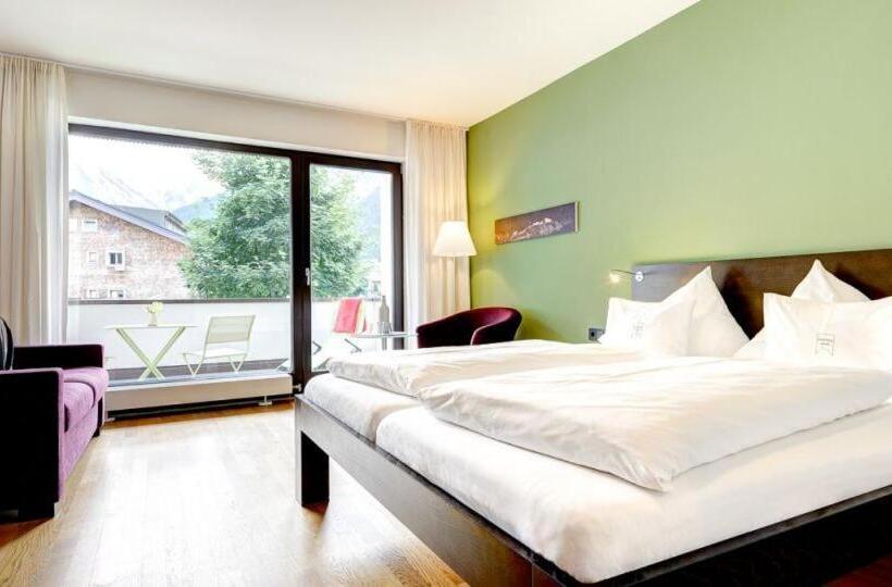 اتاق استاندارد, Aktiv Hotel Sarotla