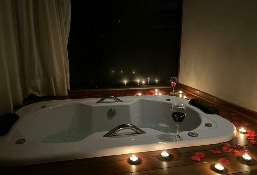 Номер Deluxe с Балконом, Pousada Gressoney Mountain