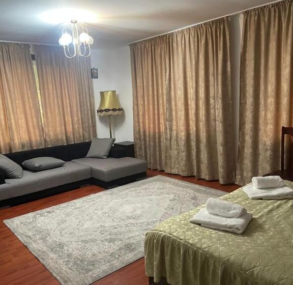 خانه 1 خوابه, Casa Voronet