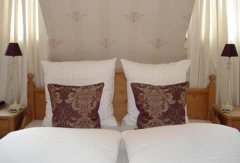 Номер Стандарт, Bayrischer Hof Wohlfühl   Hotel Saarbrücken