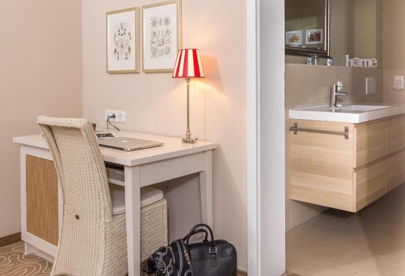 Standardzimmer innenliegend, Mein Strandhaus   Hotel, Restaurant & Schwimmbad