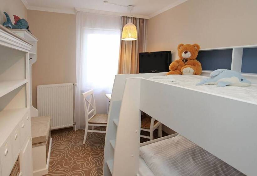 Familienzimmer, Mein Strandhaus   Hotel, Restaurant & Schwimmbad