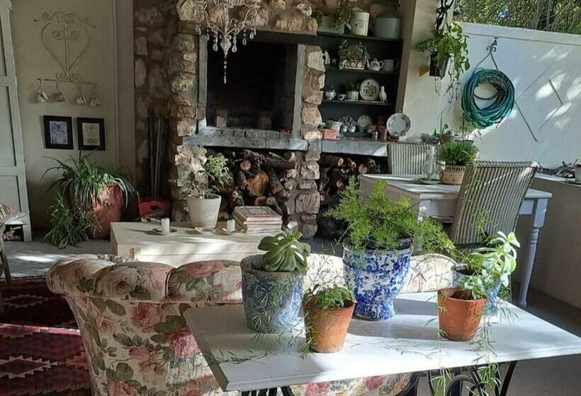 Дом 1 Спальня, Grace Cottage At Botterkloof Lifestyle Estate