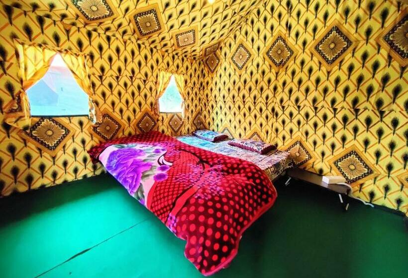 Трехместный Номер Классика, Pop The Serenity Summit