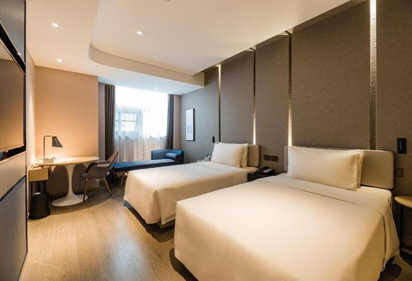 Номер Executive, Atour Hotel Nanjing Olympic Sports Center Tianhe Plaza