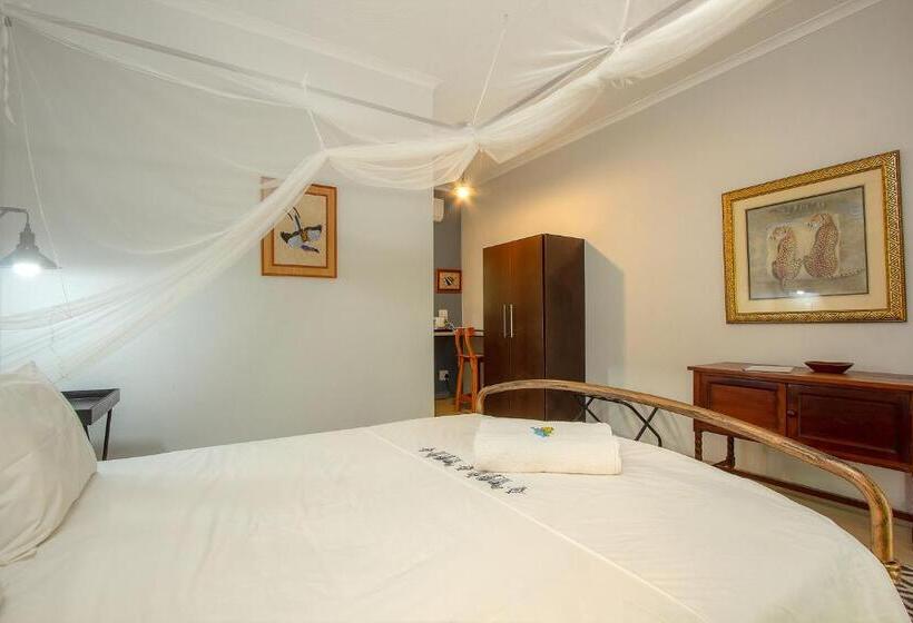 Номер Стандарт Вид на Сад, Thornforest Luxury Bush Lodge
