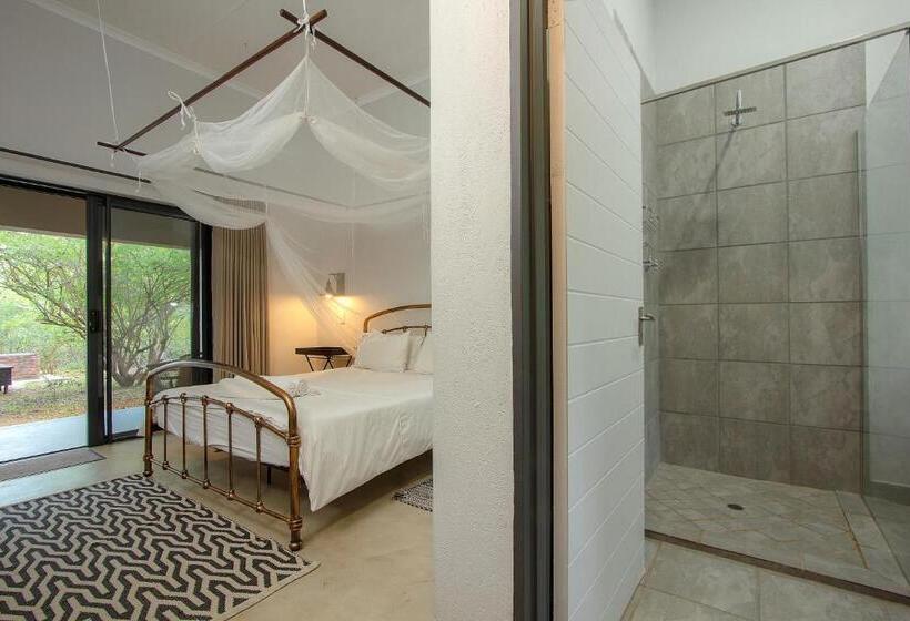 Номер Стандарт Вид на Бассейн, Thornforest Luxury Bush Lodge