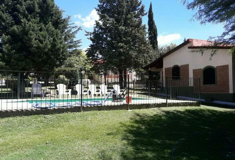 샬레, La Casa De Ana