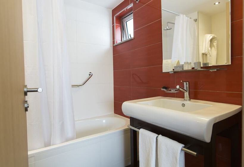 Трехместный Номер Deluxe, Regency Way Montevideo