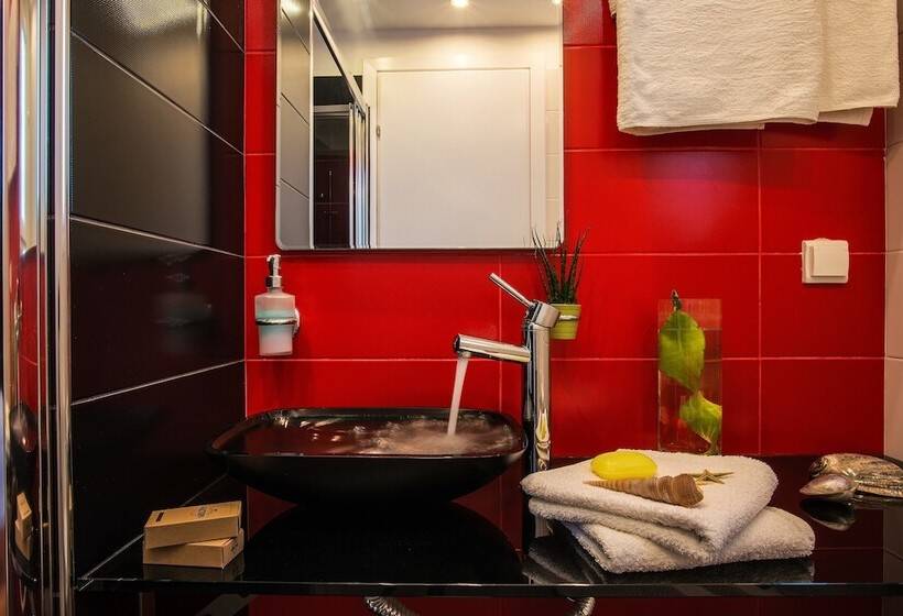 标准间, Semiramis Guesthouse