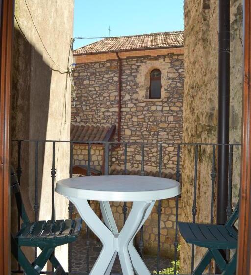 Четырехместный Номер Стандарт с Балконом, Casa Vacanze Santa Lucia