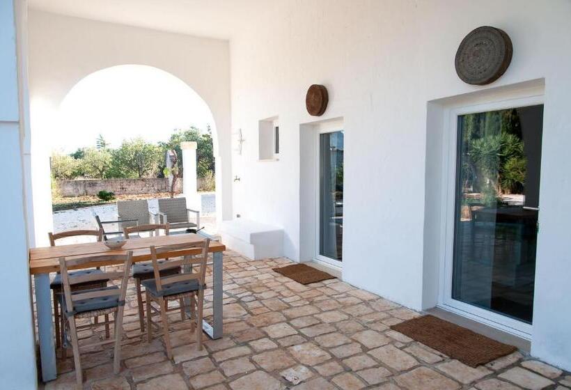 Номер Стандарт Вид на Сад, Masseria San Martino