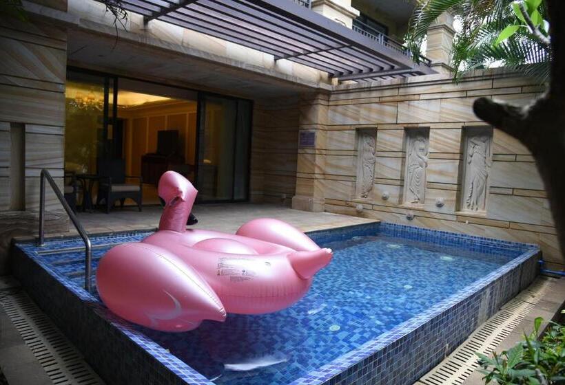 Номер Deluxe, Wanda Reign Resort & Villas Sanya Haitang Bay