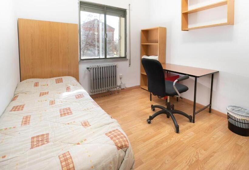 اتاق استاندارد یک تخته با سرویس بهداشتی مشترک, Residenza