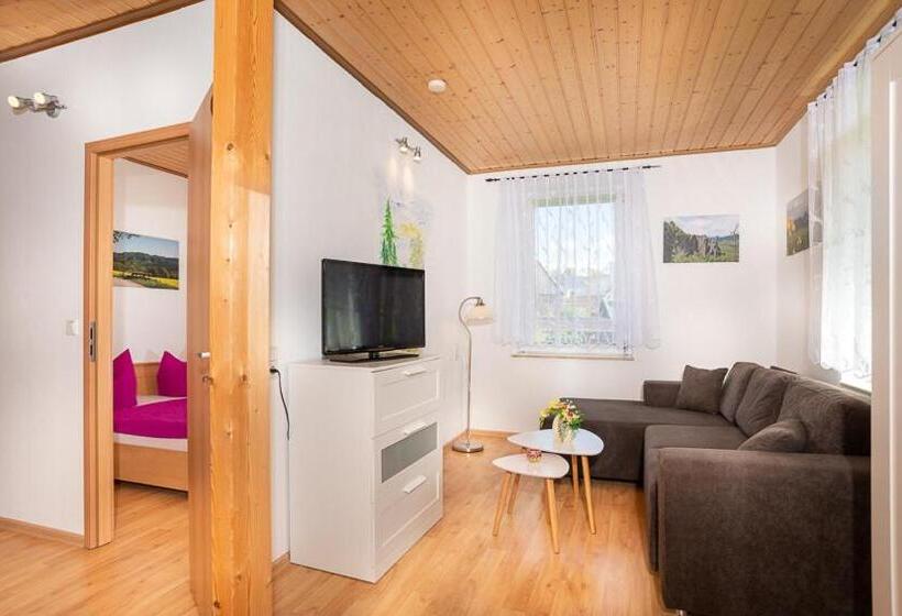 庭の見える１ベッドルームアパートメント, Ferienhaus Zur Alten Schule