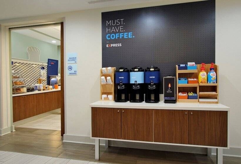 장애인을 위한 스위트, Holiday Inn Express & Suites Pittsburgh Sw/southpointe, An Ihg