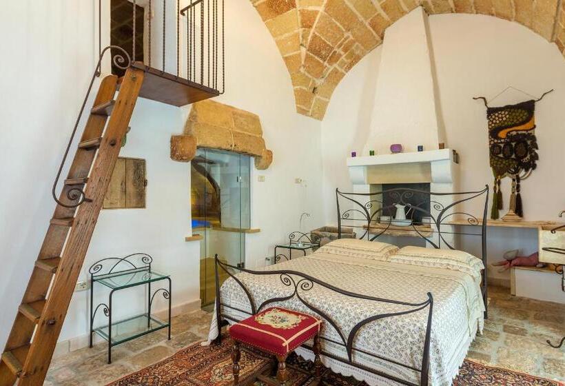 اتاق لوکس, Palazzo Tre Cardi
