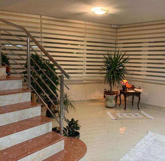 اتاق استاندارد با بالکن, Guest House Nuhii