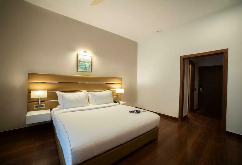 스탠다드 룸 풀장 전망, Country Inn Tarika Riverside Resort Jim Corbett