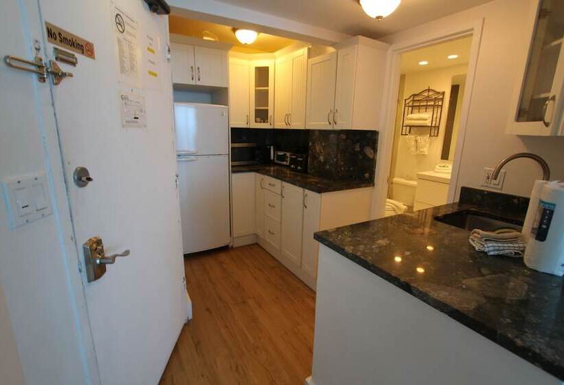 استودیوی استاندارد, Seastays Apartments