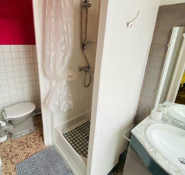 Номер Economy, Chambre Hote Urban Chic Proche Bagnoles Sdd Privative Au Calme