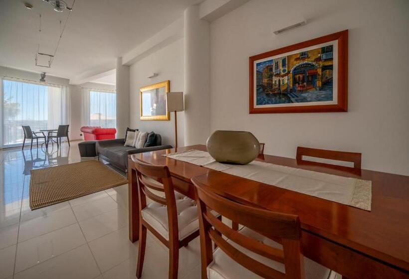 Номер Deluxe с Балконом, Villa Floyd Charming Rooms B&b