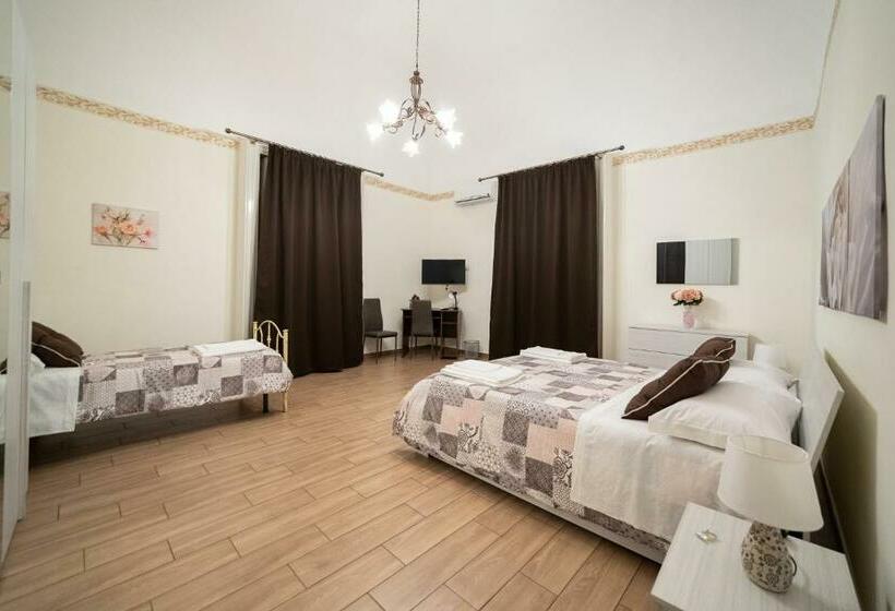 اتاق راحتی سه تخته, Le Vie Del Centro B&b