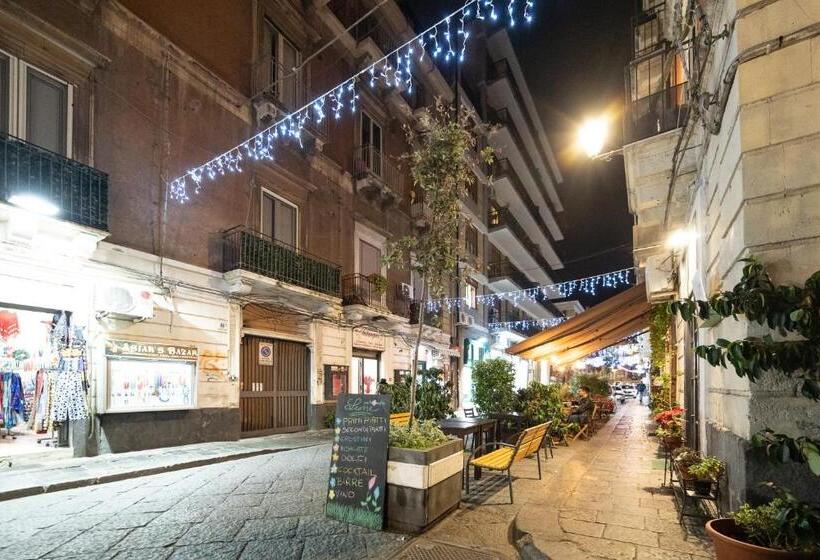 اتاق استاندارد با تخت بزرگ, Le Vie Del Centro B&b