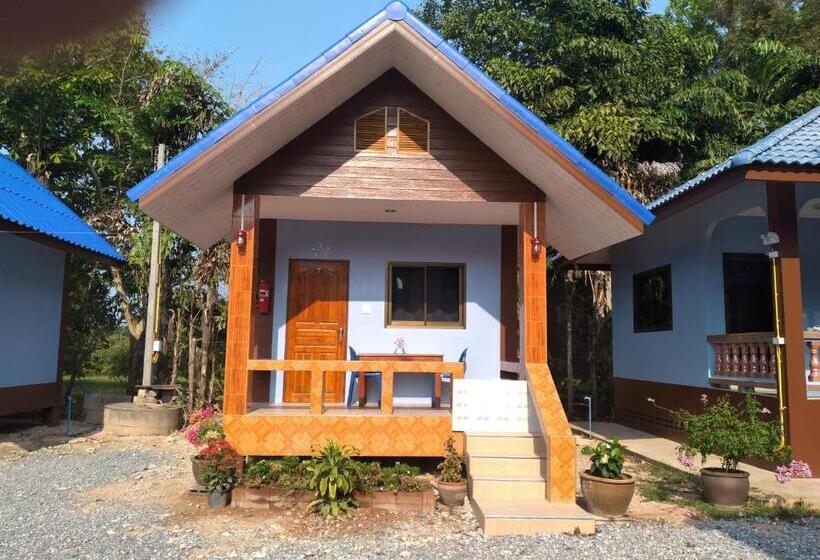 اتاق استاندارد چهار تخته, Yahle Villa เยห์เล่วิลล่า