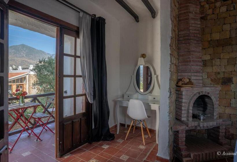 חדר דלוקס עם מרפסת, El Cortijo & Spa