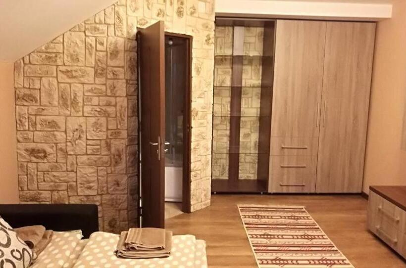 Номер Стандарт, Pensiunea Raiul Munților