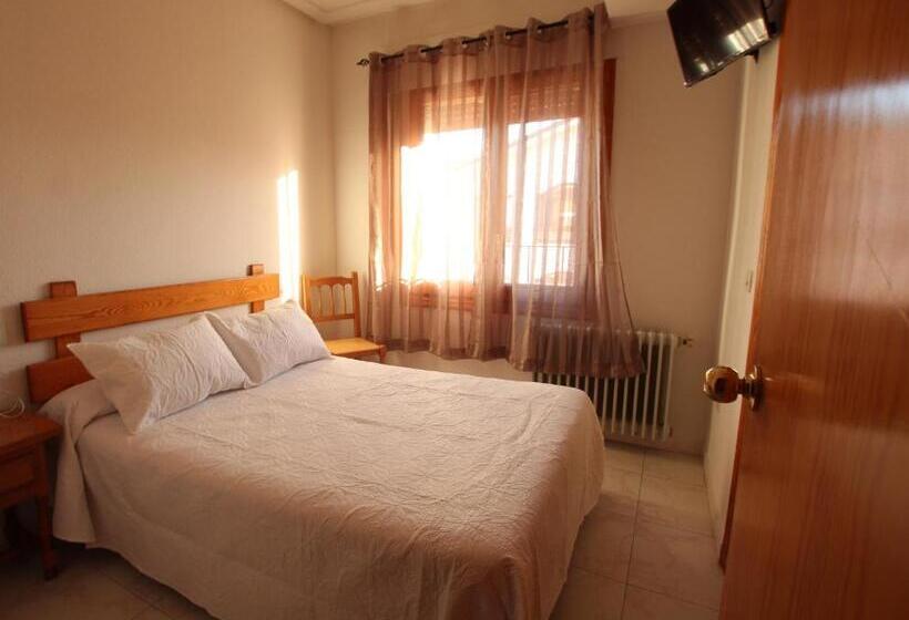 Семейный Номер, Hostal Sierra De Gredos