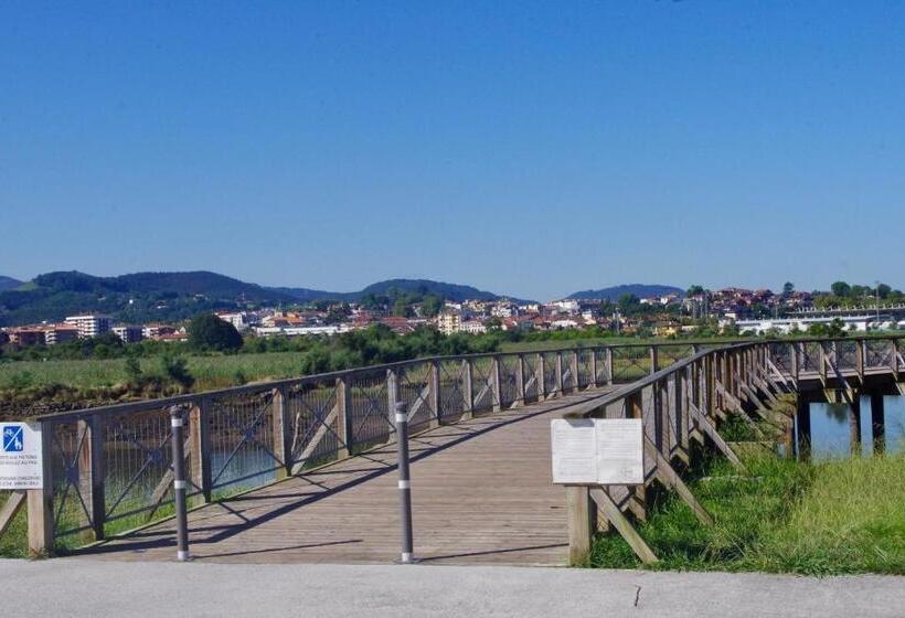 キングサイズベッドのスタンダードルーム, Chambres D Hôtes Hor Dago Près De La Gare D Hendaye Avec Le Petit Déjeuner