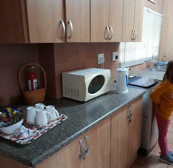 Семейный Номер, Platberg Self Catering